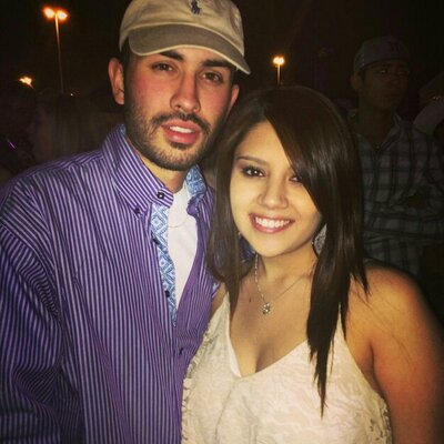 Profile Picture of David & Aileen (@DavidAileen10) on Twitter