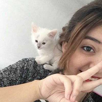 Profile Picture of Alexa Robles (@AlexaRobz) on Twitter