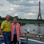 Profile Picture of Julia Sonntag Daze (@julialovesmomjeans) on Instagram