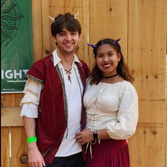 Profile Picture of Aimee Picinich (@aimeebearx3) on Poshmark