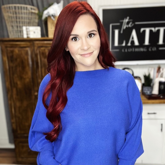 Profile Picture of Danielle Vaughn (@daniellev010518) on Poshmark