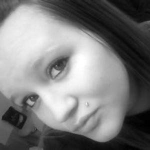 Profile Picture of Lucas Rose (@p_arlott) on Myspace