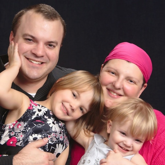 Profile Picture of Leah Bennett (@anita2bennetts) on Poshmark