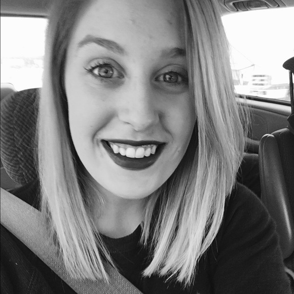 Jess Kaszynski - Poshmark Profile Picture of Jess Kaszynski (@jesskazy) on Poshmark