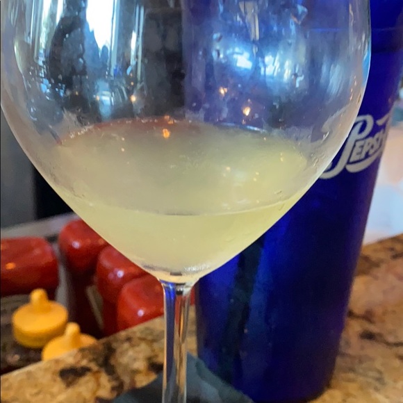 Profile Picture of Kelly Galligher (@kgalligher) on Poshmark