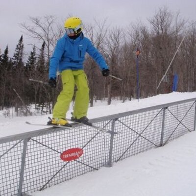 Profile Picture of Andrew Eberhard (@parkskiing) on Twitter