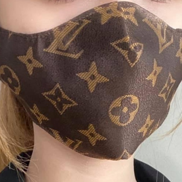 Profile Picture of Cha Cirera (@charmainecirera) on Poshmark