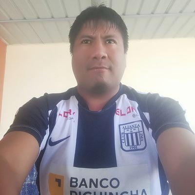Profile Picture of Alex Eber Chilo Mollo (@EberChilo) on Twitter