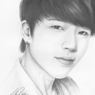 Profile Picture of Phoenix Đỗ (@KimLoan2612) on Twitter