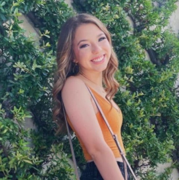 Profile Picture of Catherine Crandell (@cat_crandell) on Poshmark