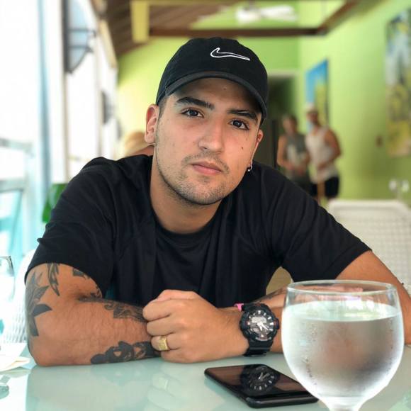 Profile Picture of Pedro Becerra (@pedrobecerra) on Poshmark