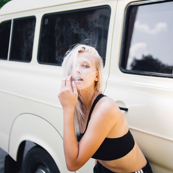 Profile Picture of Esaraheg Nelsonjl (@esarahegn) on Poshmark