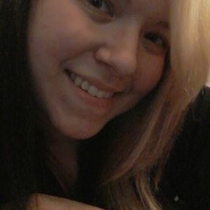 Profile Picture of Julia Peterson (@julier614) on Myspace