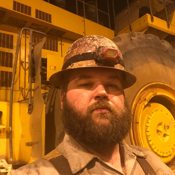 Profile Picture of John Gibson (@gibby19826) on Poshmark