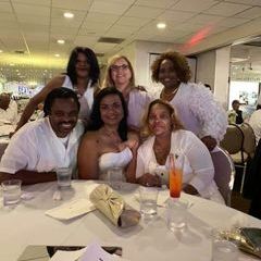 Profile Picture of Renee Humphrey (@@reneehumphrey2) on Tiktok