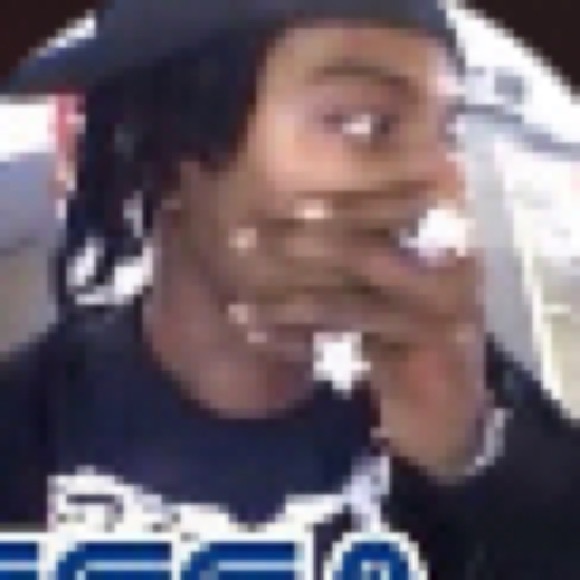 Profile Picture of Ryan Troy (@demarcus_troy) on Poshmark