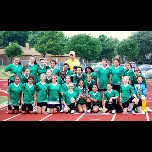 Profile Picture of Brittney Ramirez (@brittneyramirez) on Poshmark