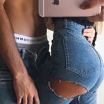 Profile Picture of ELISABETH & JONATHAN FANPAGE😍 (@germain.rioux) on Instagram