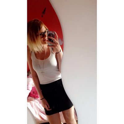 Profile Picture of Jue (@CalonJ) on Twitter