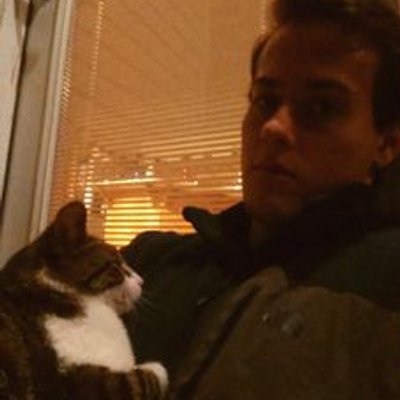 Profile Picture of John Eves (@Seven__Hoj) on Twitter