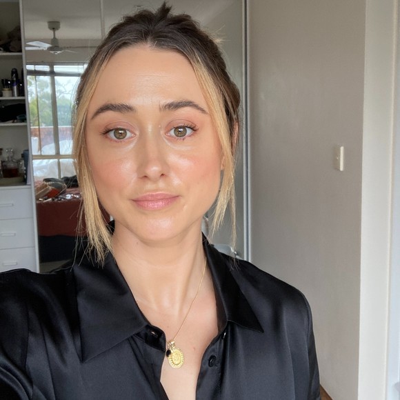 Profile Picture of Jess Mckellar (@hellolittlemck) on Poshmark