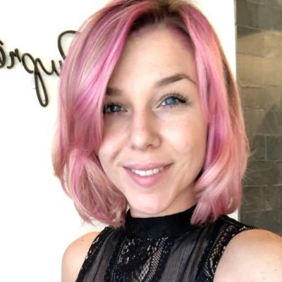 Profile Picture of Brandy Davies (@RandyQueenb) on Twitter