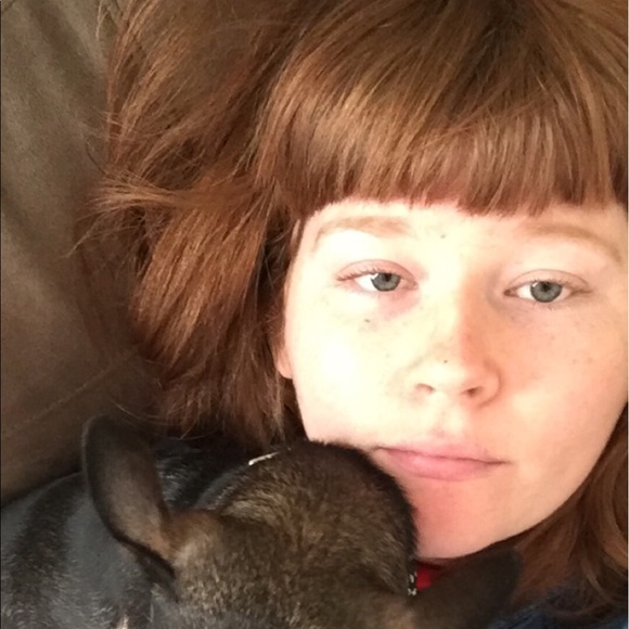 Frances Bradshaw - Poshmark Profile Picture of Frances Bradshaw (@francesbradshaw) on Poshmark