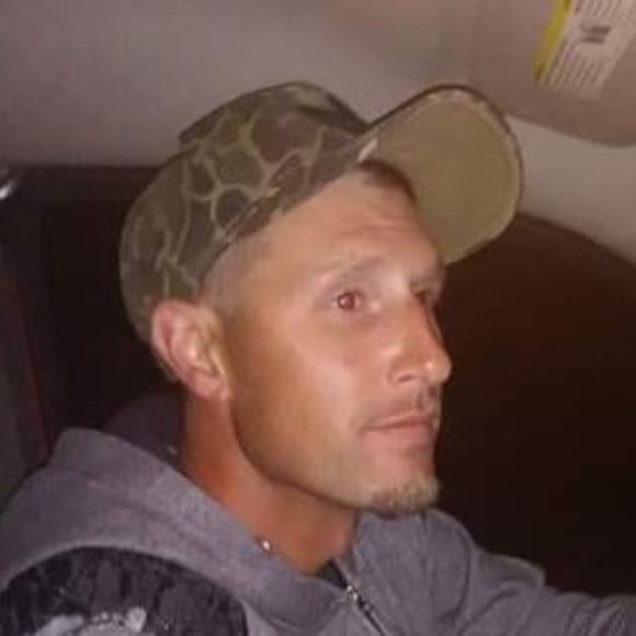 Profile Picture of Brian Mckenzie (@brianmckenzi195) on Poshmark