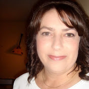 Profile Picture of Shelly Garland (@shellygarland) on Youtube