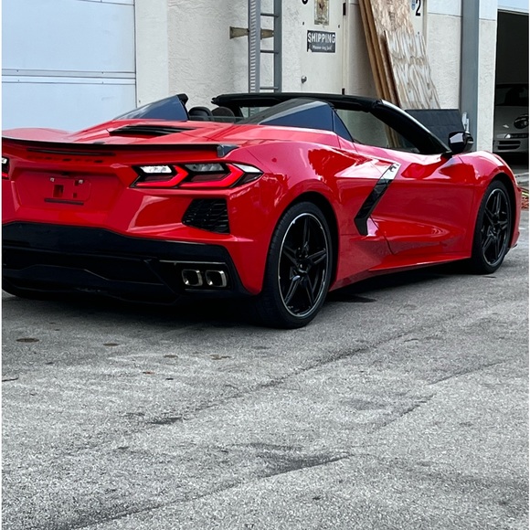 Michele Guerrina - Poshmark Profile Picture of Michele Guerrina (@mbarany) on Poshmark