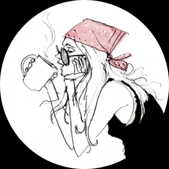 Profile Picture of Jean Tang (@bambina65) on Poshmark