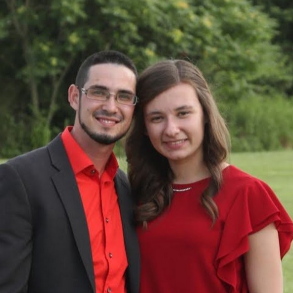 Marianna Peshkova - Poshmark Profile Picture of Marianna Peshkova (@marianochka98) on Poshmark