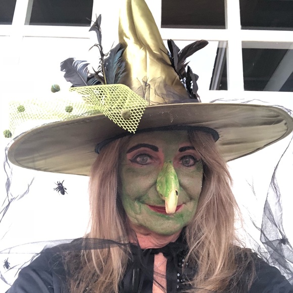 Profile Picture of Pat Davidor (@patdavidor) on Poshmark