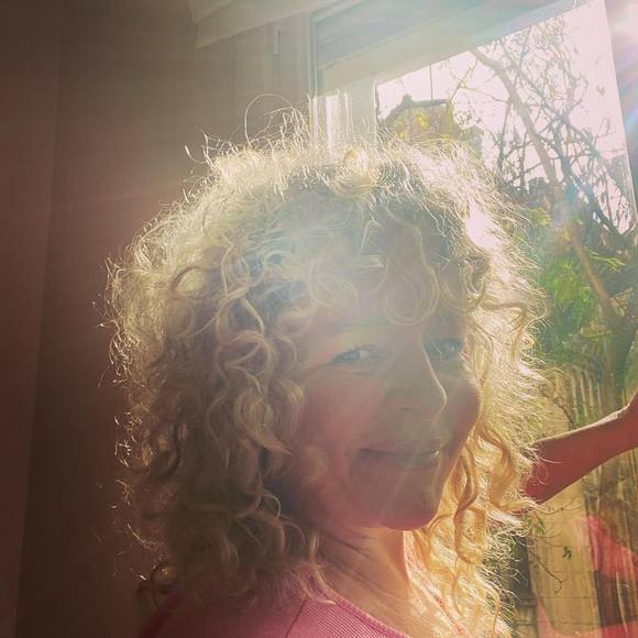 Ellen Knight - Poshmark Profile Picture of Ellen Knight (@ellenknight381) on Poshmark