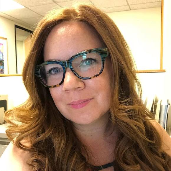 Profile Picture of Amy Scaccianoce (@amy_scaccianoce) on Poshmark