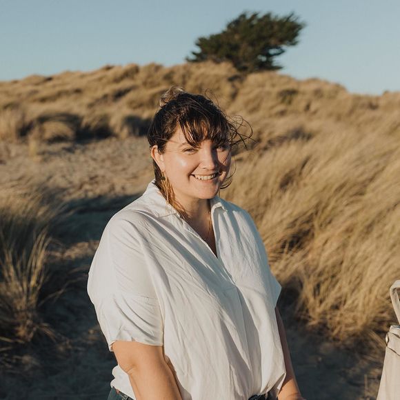 Profile Picture of Noelle Walsh (@ooakcloth) on Poshmark