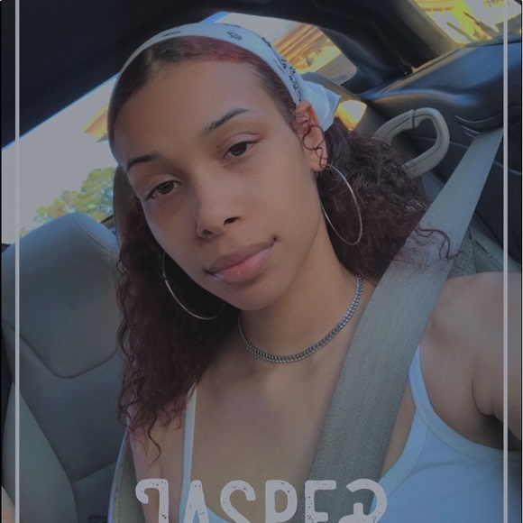 Profile Picture of Alexis Talley (@alexistalley244) on Poshmark