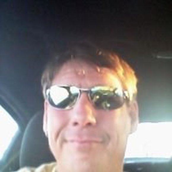Profile Picture of Bobby Frazier (@bobbyfrazier495) on Poshmark
