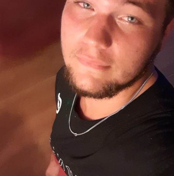 Profile Picture of Richard Morrison (@bizimorrison505) on Poshmark