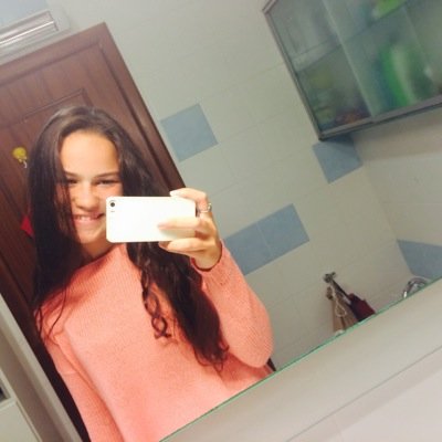 Profile Picture of Beatriz De Campos  ✌ (@BeatrizSilvest4) on Twitter