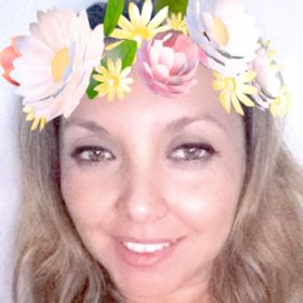Profile Picture of Carolina Vanzee (@carolinavz) on Pinterest