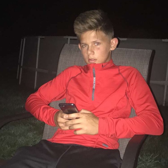 Profile Picture of Max Pierce (@max287) on Poshmark