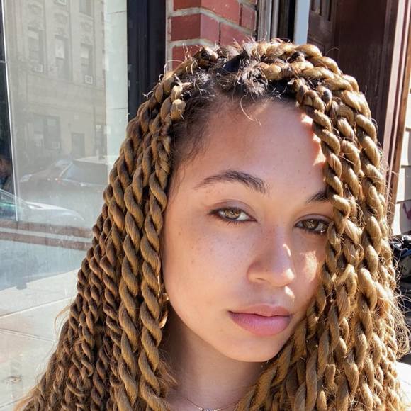 Profile Picture of Resse Silvera (@resse93) on Poshmark