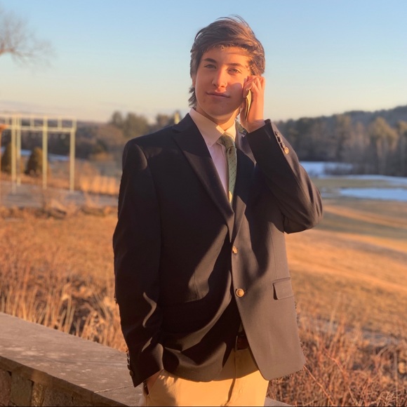 Profile Picture of Andrew Jacobson (@andrew_jacobson) on Poshmark