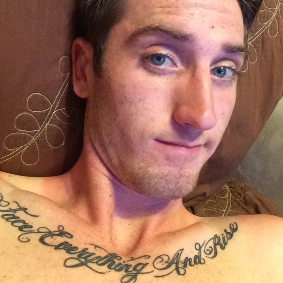 Profile Picture of Gabriel Harrison (@gabrielthomas61) on Poshmark