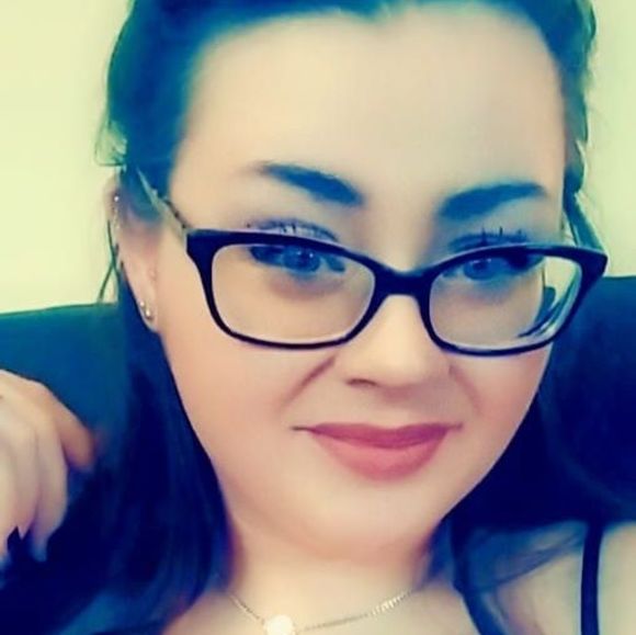 Profile Picture of Brenda Roberts (@brendarobert438) on Poshmark