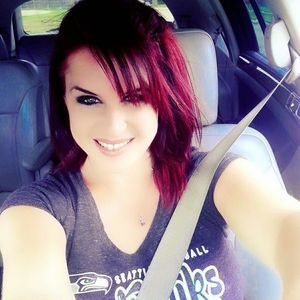 Profile Picture of Sarah Hoyle (@wildnessplayboy) on Myspace