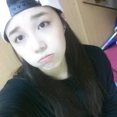 Profile Picture of Mischia Jung  ♥ (@DaeBaek143) on Twitter