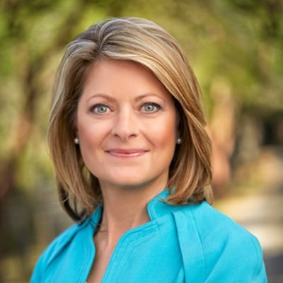 Profile Picture of Heather Hoopes Matthews (@hhhmatthews) on Twitter