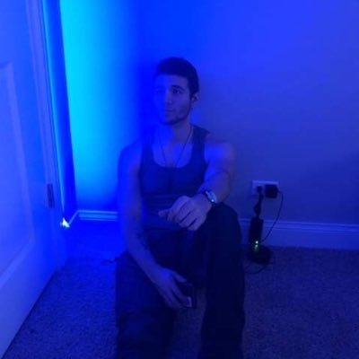 Profile Picture of Jose Luis Valentin (@itsHOZAYYtwitch) on Twitter